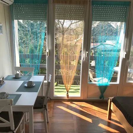 Balaton-zamardi: Beach Style Apartman Apartman Zamárdi
